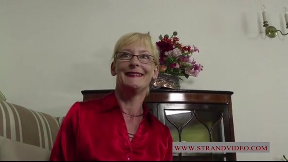 Suzanne At The Sexy Cleaning Company