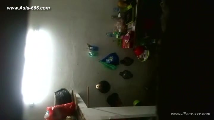peeping chinese girls bathing.23