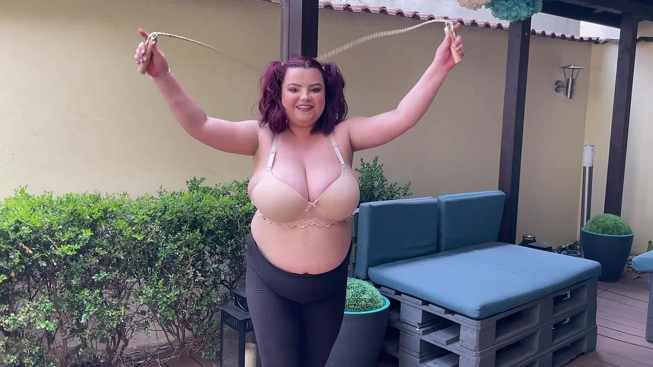 Desire Jumping Rope to Topless