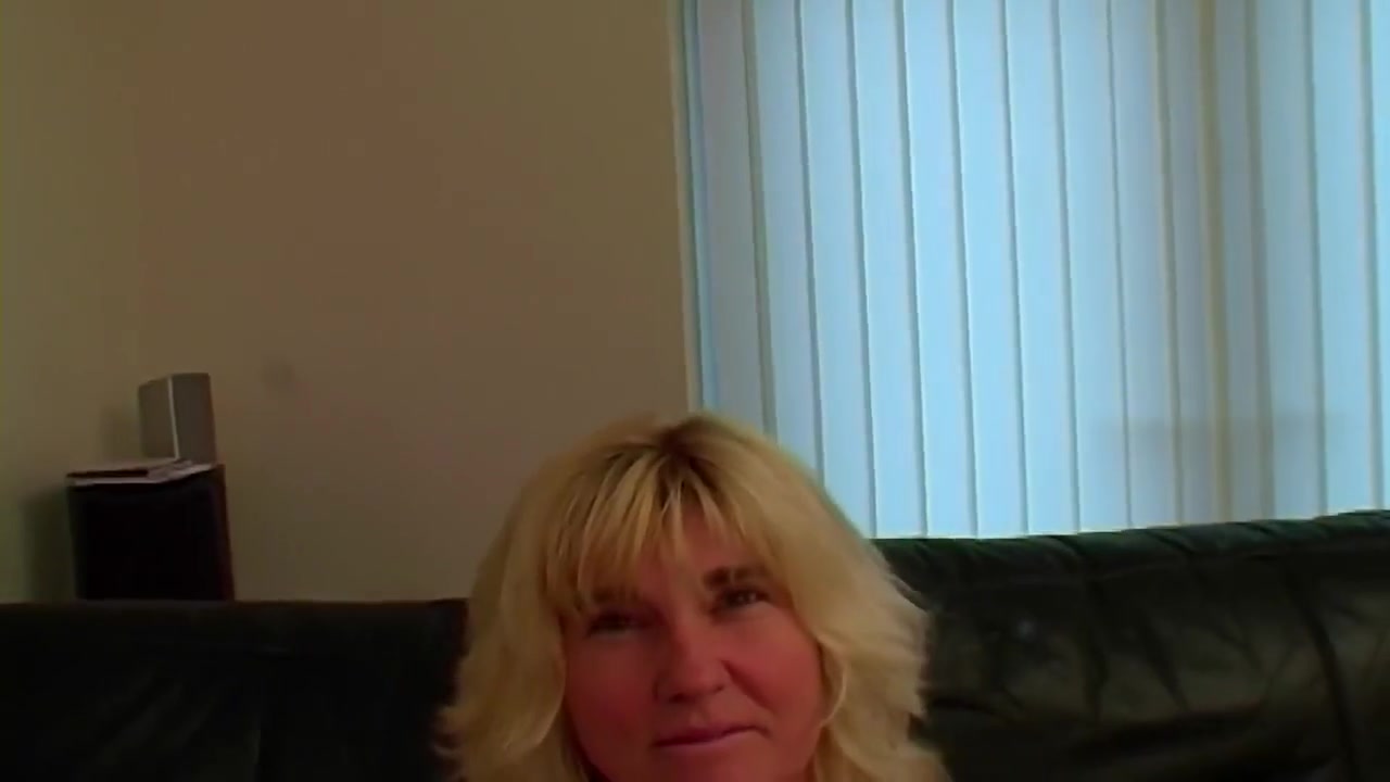 Mature Blonde Sucking Black Cock (roc