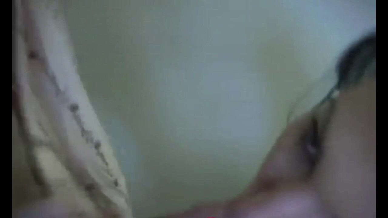 Hot Babes Deepthroat Blowjob