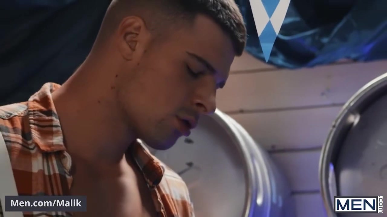 Malik Delgaty And King Heart - And In Men Sees And Desperately Wants To Suck His Dick In Front Of Everybody