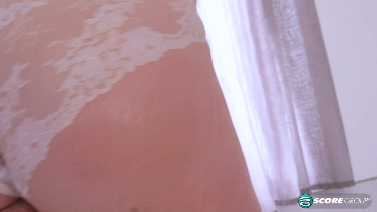 Demmy's shower show