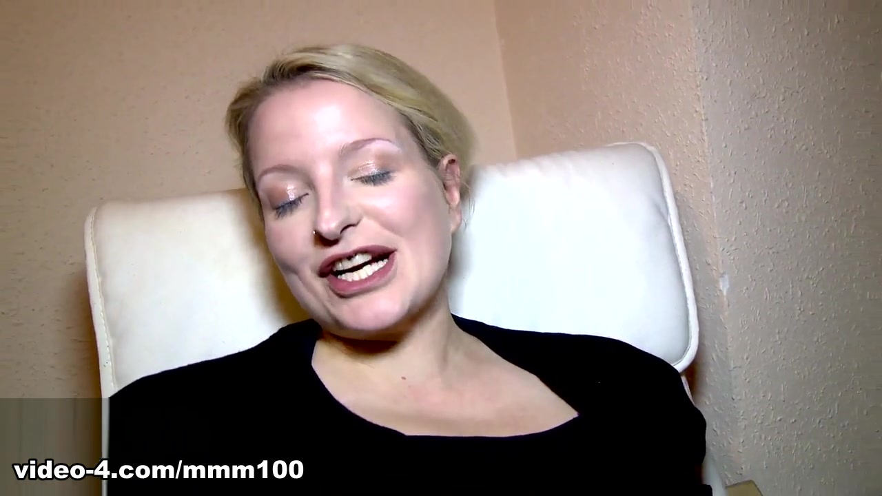 Carola in Video Interview Porno With Carola - MMM100