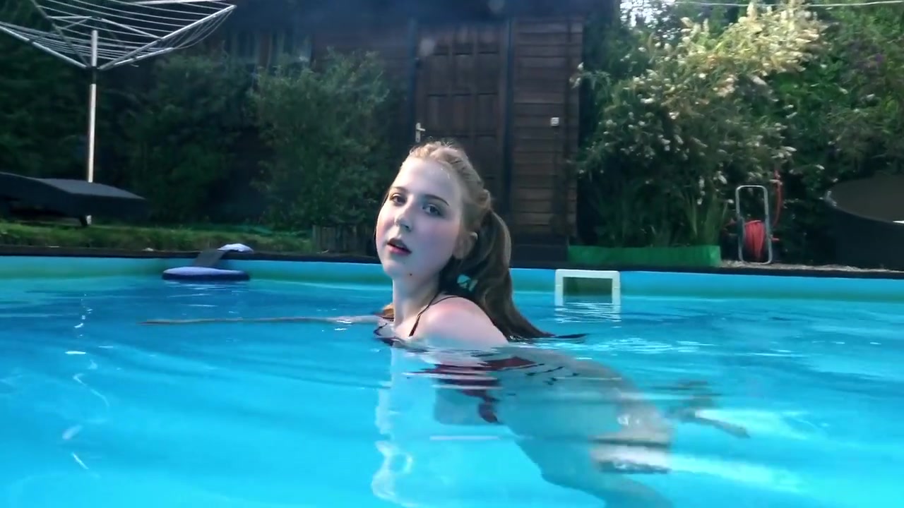 Straight Hair Marfa Super Russian Beauty Underwater
