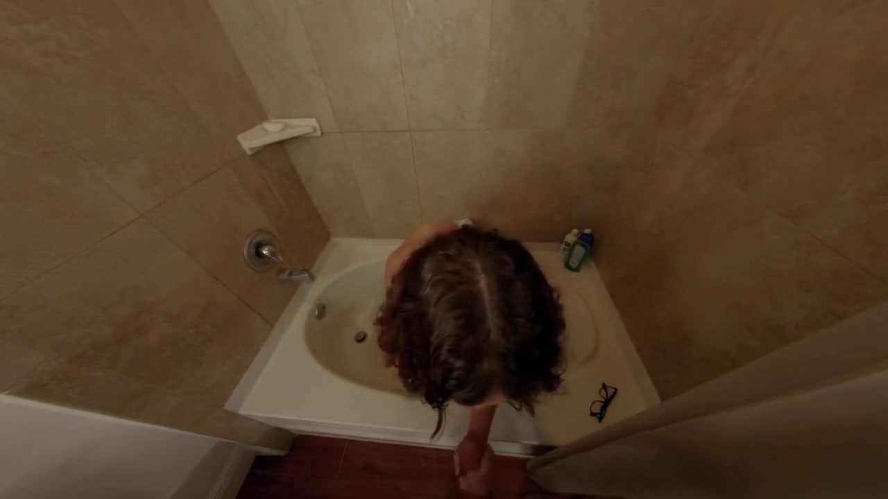 Leana Lovings - Stepsister Needs Help In The Shower Full Hd - Streamhub.to