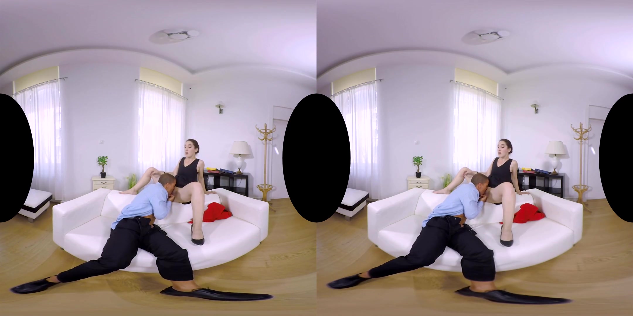 Di Devi in The Pussy Of The Manager - - RealityLovers