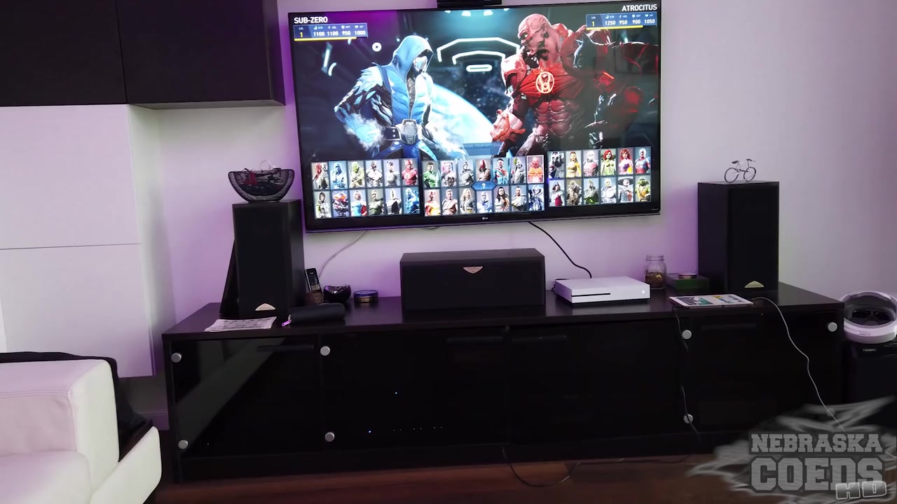 Camera Girl Miss Pussycat Pov Dildoing Xbox Playing Gamer Girl Margarita