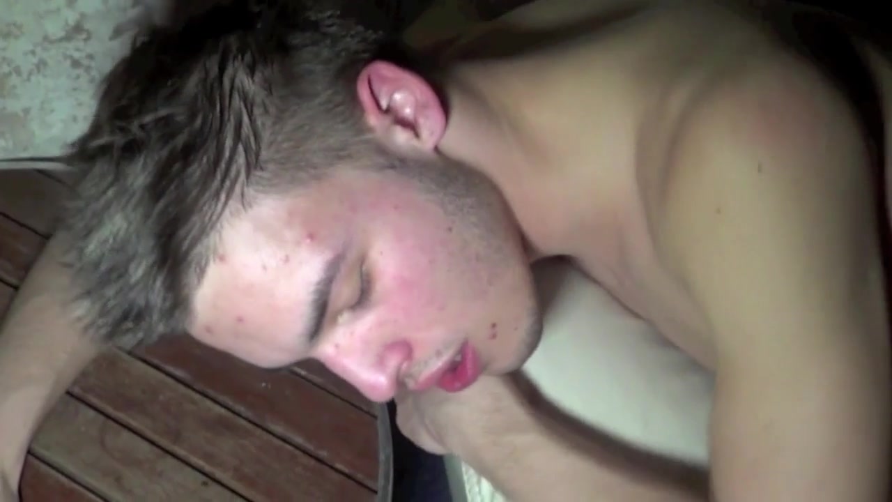 Two sexy french twinks Kevin Ass and Lexi fuck for fun - CrunchBoy