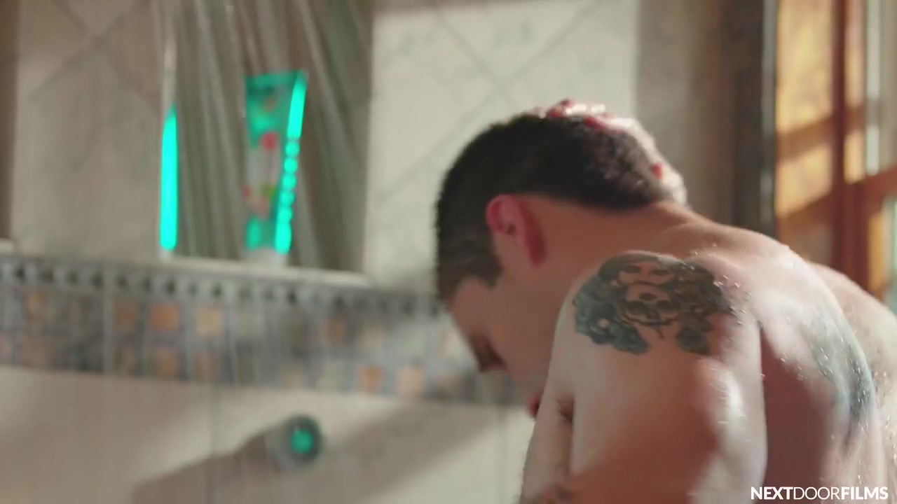 Andrew Miller And Brandon Anderson - Tattooed Trios Anal Playtime In The Shower