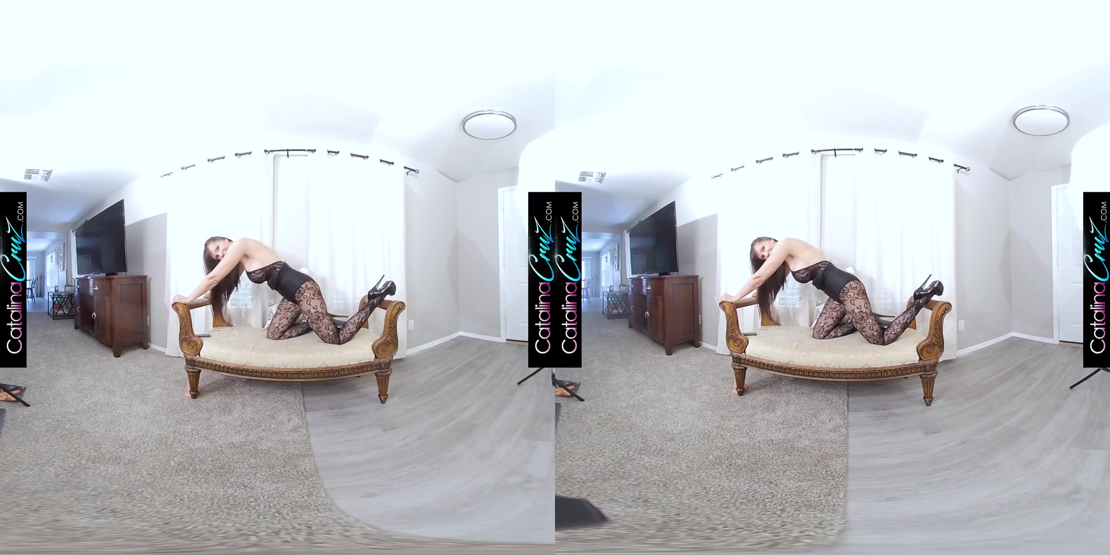 Catalina Cruz - Bad Bunny Love 5k Vr