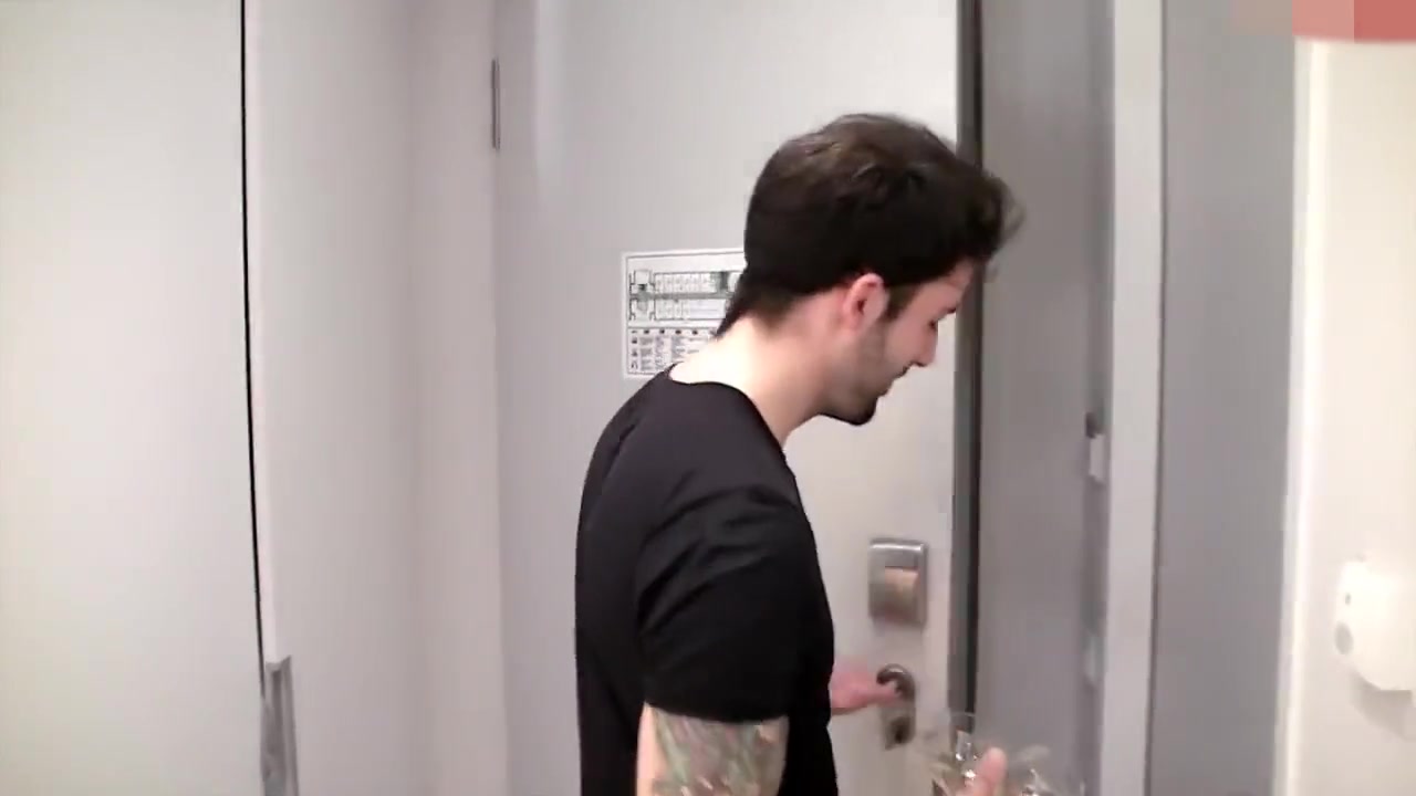 Slim ginger with puffy nipples fucked in hotel room