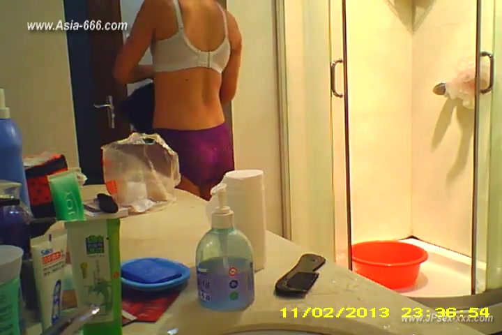 ###ping chinese teens 18+ bathing