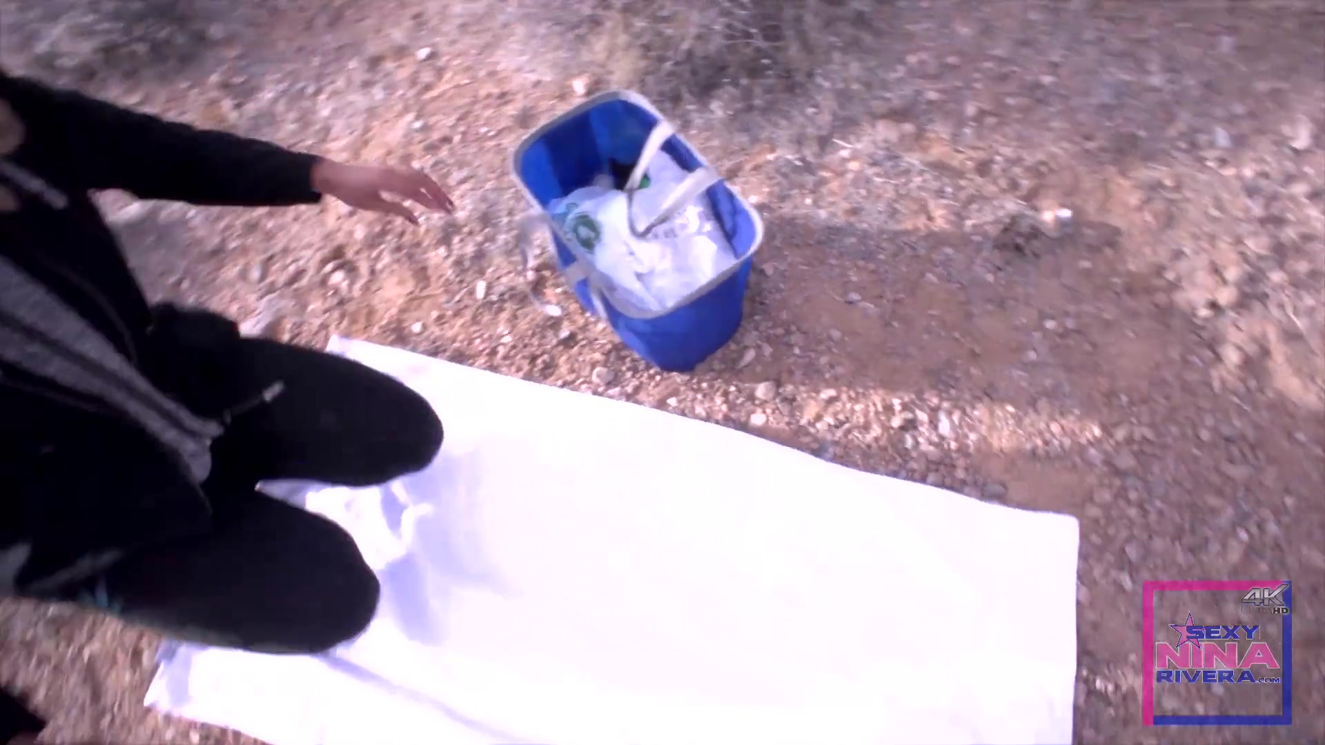 Anally Fucked By 2 Guys In The Hot Vegas Desert Pt 1 Of 3 - Sexynina