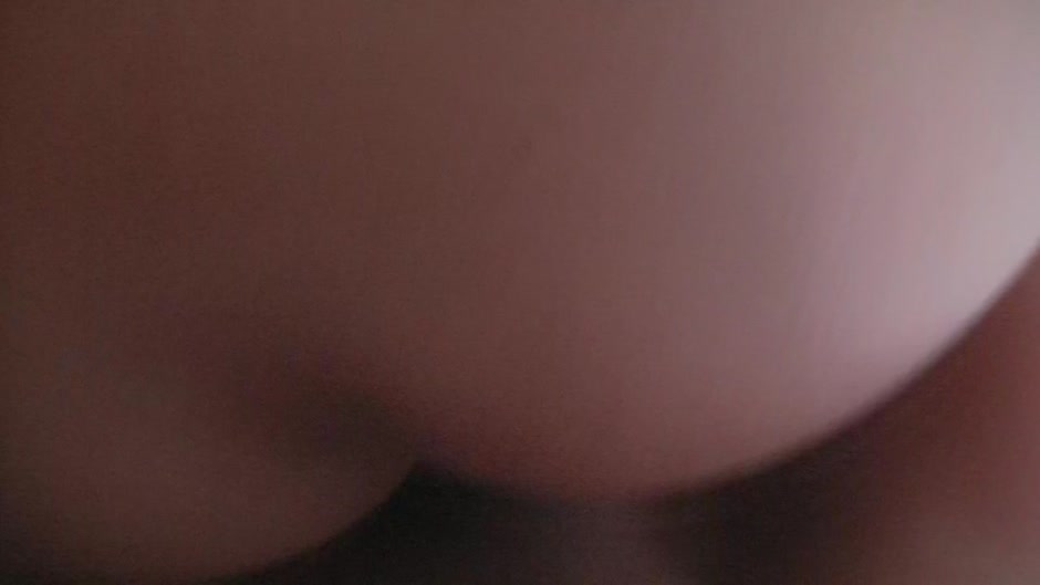 Jennifer in outdoor sex video with a couple fucking on a beach