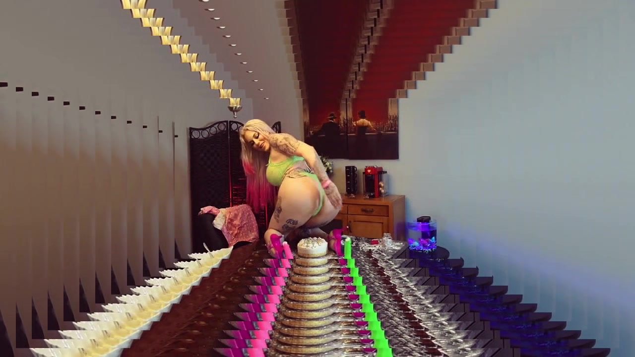 Sweet Horny Girl - Smash A Cake With Her Ass - Pornhubcom
