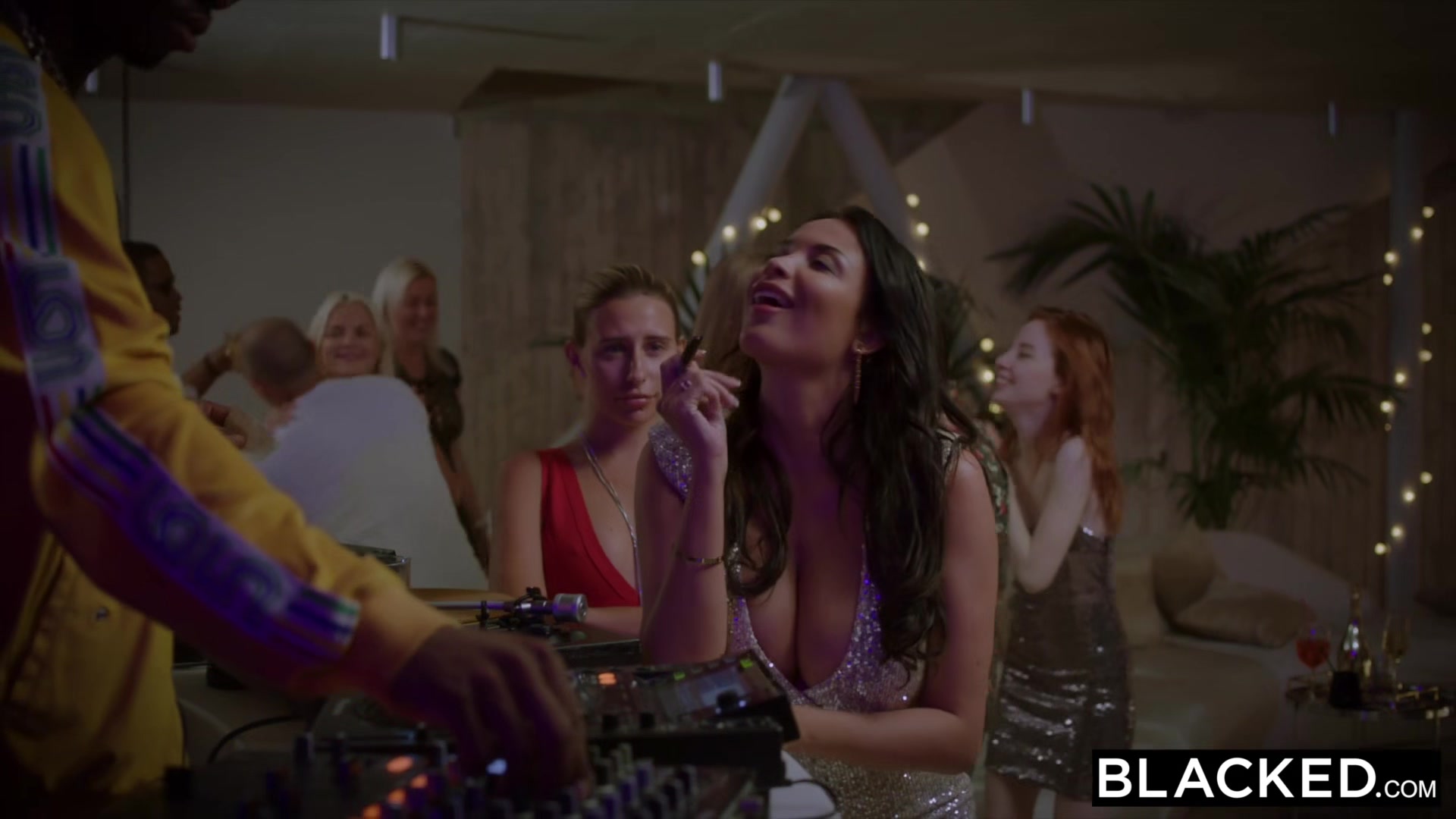 BLACKED Hot French girl gets DPed by two huge BBCs at party