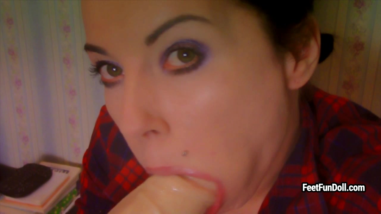 Pornstar Feet Fun Doll sucks toy and gets cum as if it were real dick