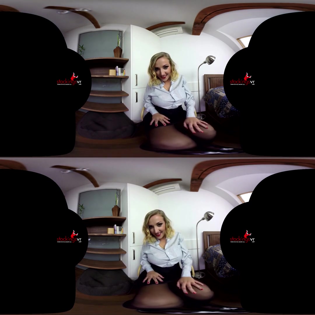 Krystal Swift in Boobmania Crystal Swift - StockingsVR
