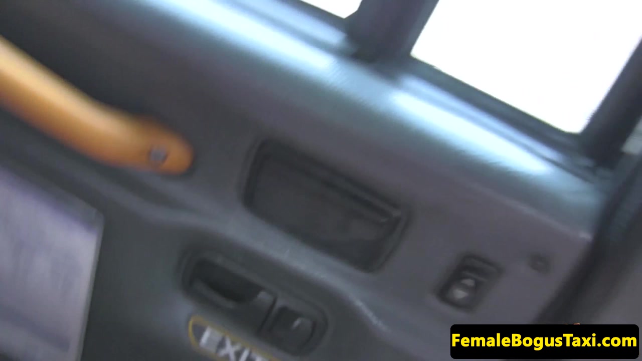 Lesbian female cabbie gets pussy eaten out