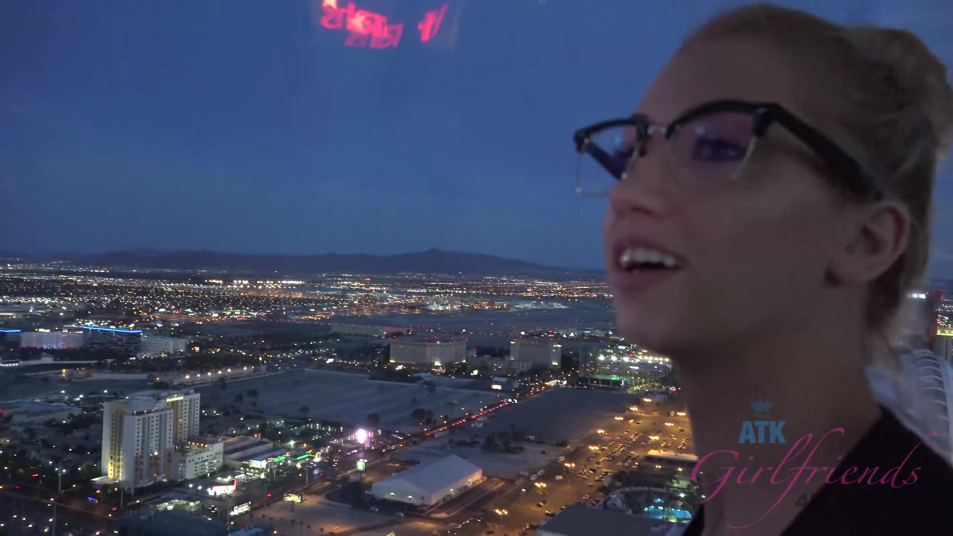 Virtual Vacation In Las Vegas With Beautiful Sierra Nicole 1/3