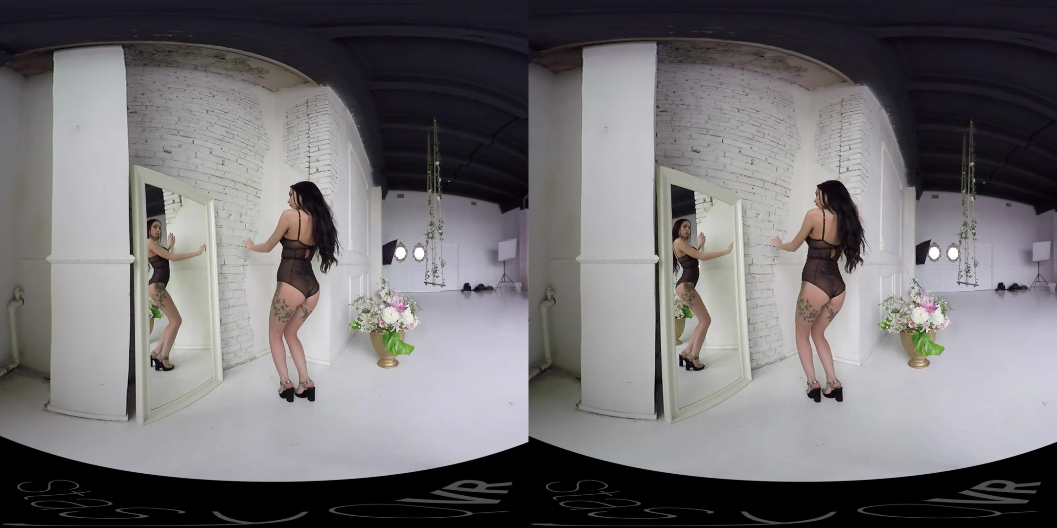 Tattooed Brunette Gets Naked - StasyQVR