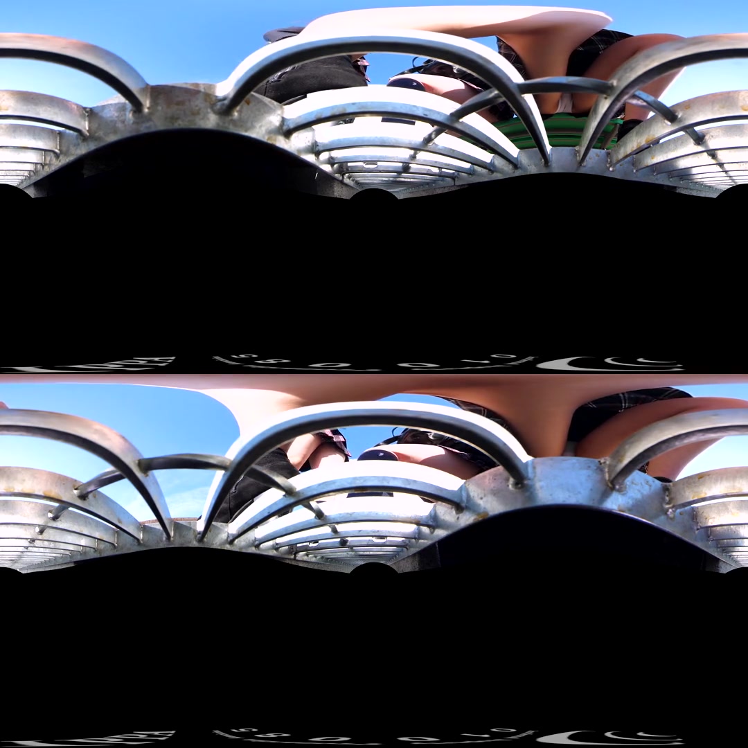 Upskirt Through Gutter VR 2 3 - TMAVR