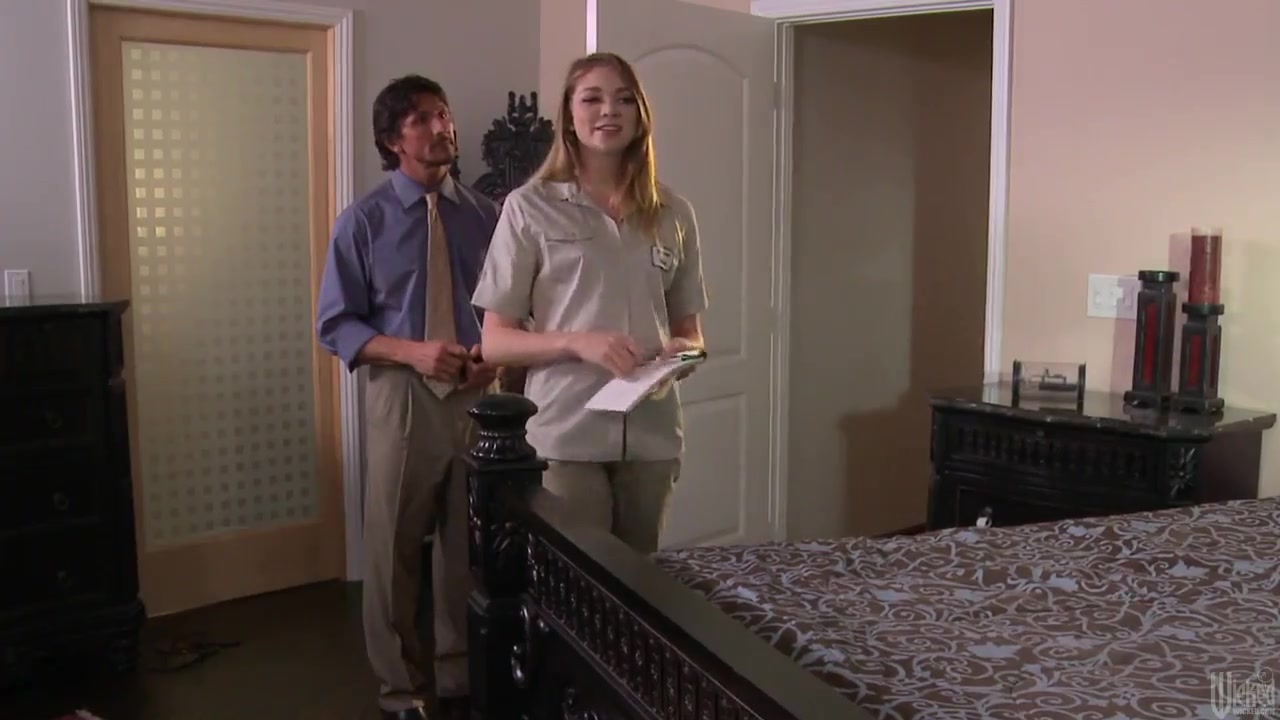 Cute teen 18+ girl Jessie Andrews has sex with older man