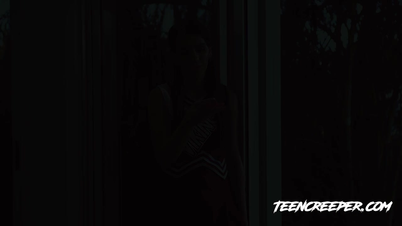 teen 18+ Creeper Joseline Kelly