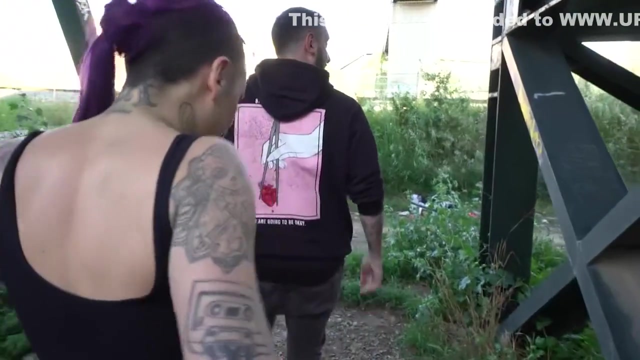 Amazing Redhead Babe Enjoys A Public Blowjob To An Amateur Dude