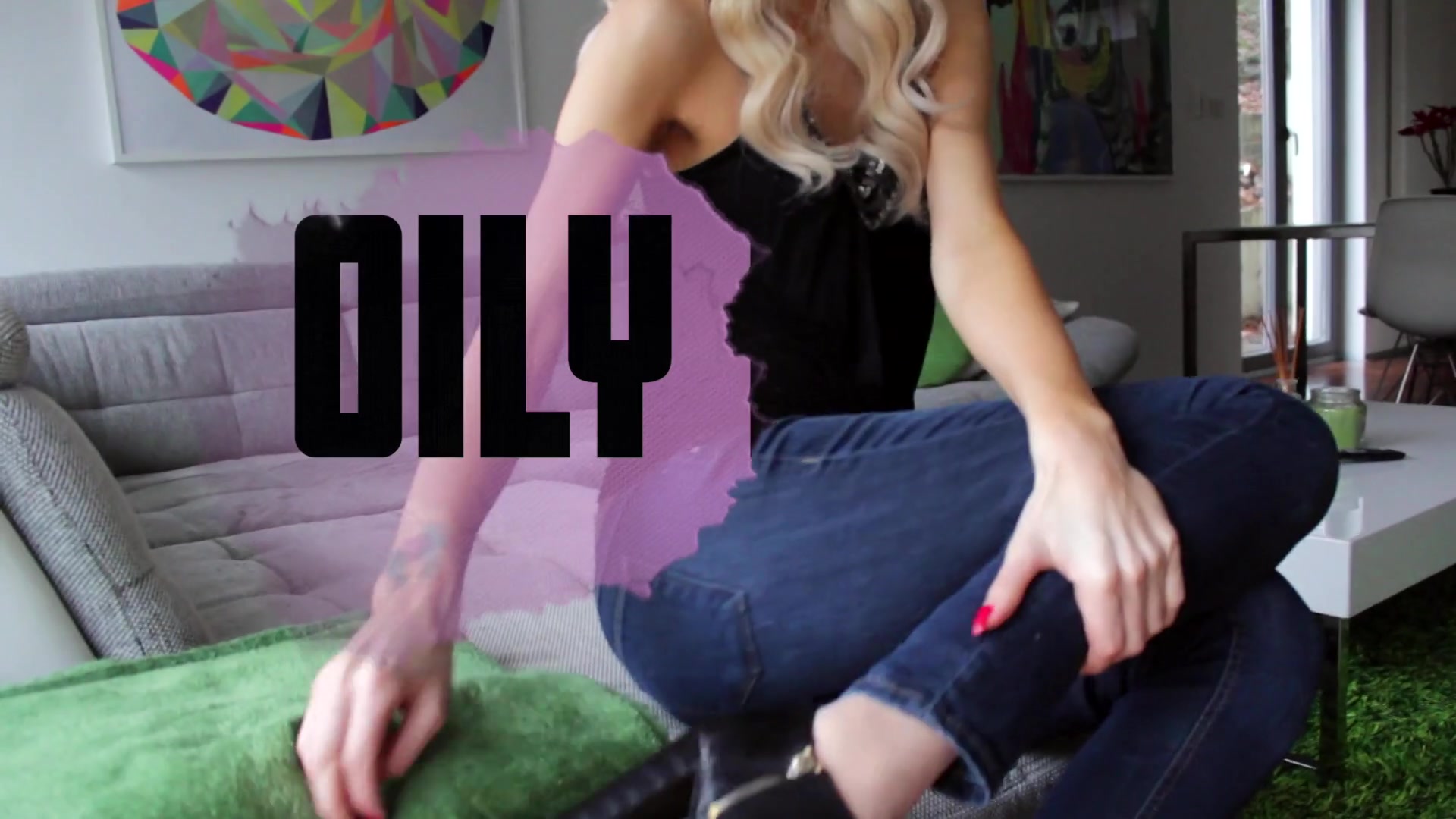 Oily Feet - Sex Movies Featuring Emma Lovett