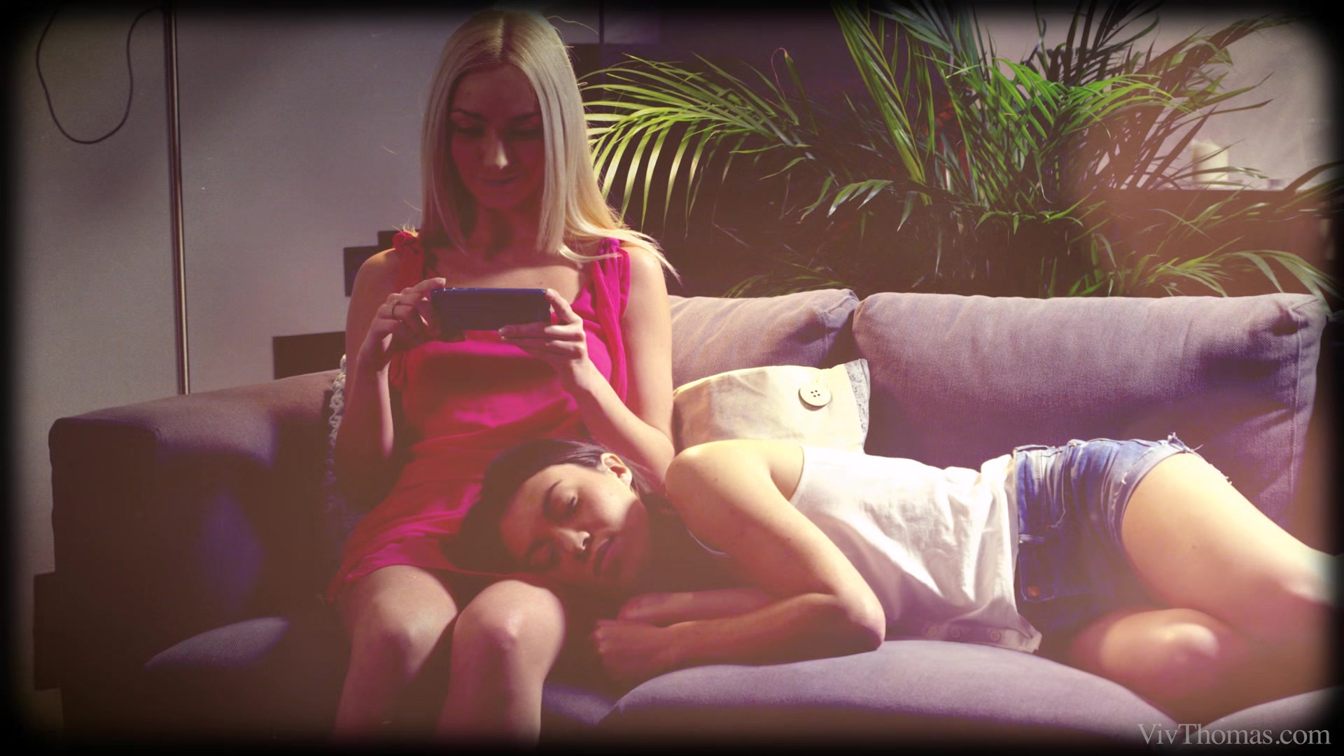 Cam Love 2- Enjoyment - Tiffany Doll & Victoria Puppy - VivThomas