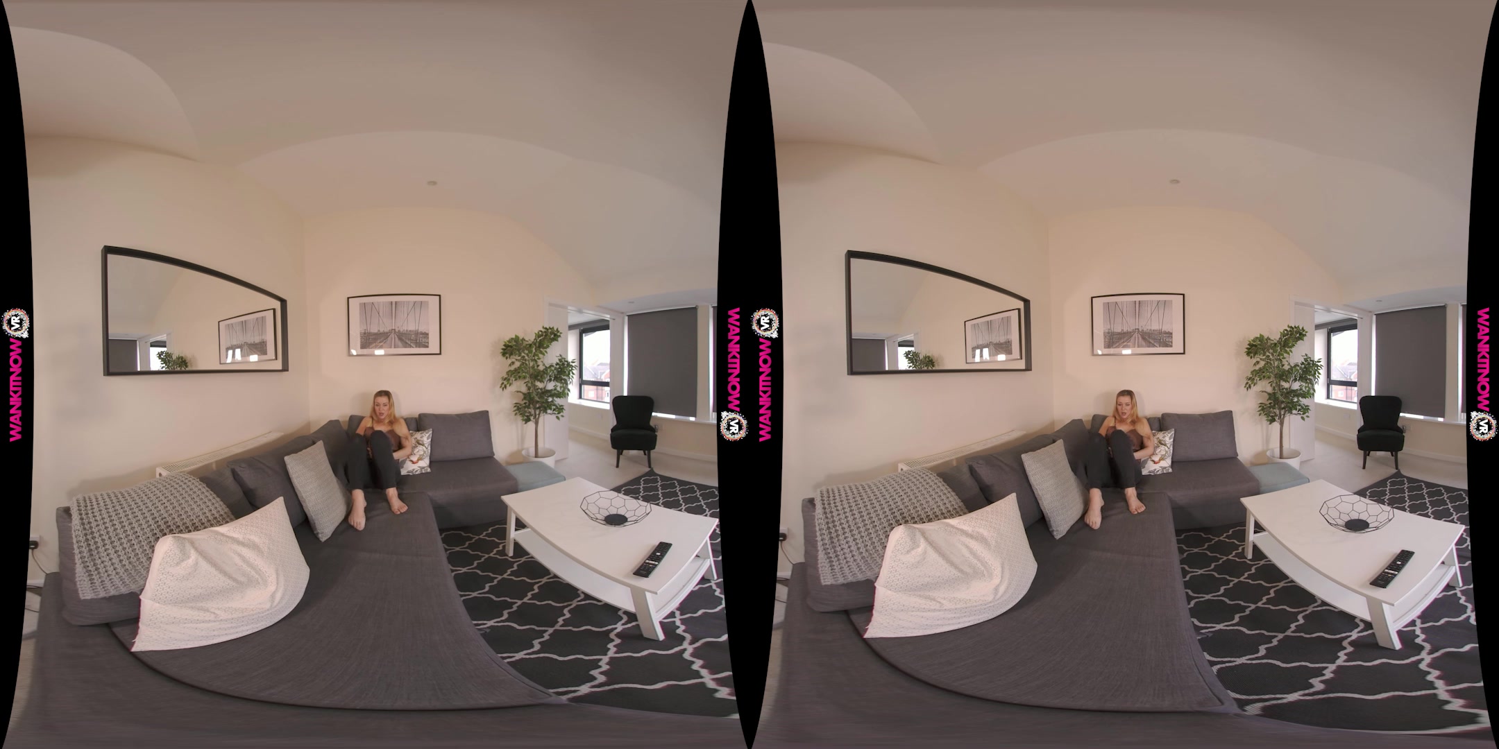 Sneaky Wank featuring Lucy Alexandra - WankitNowVR