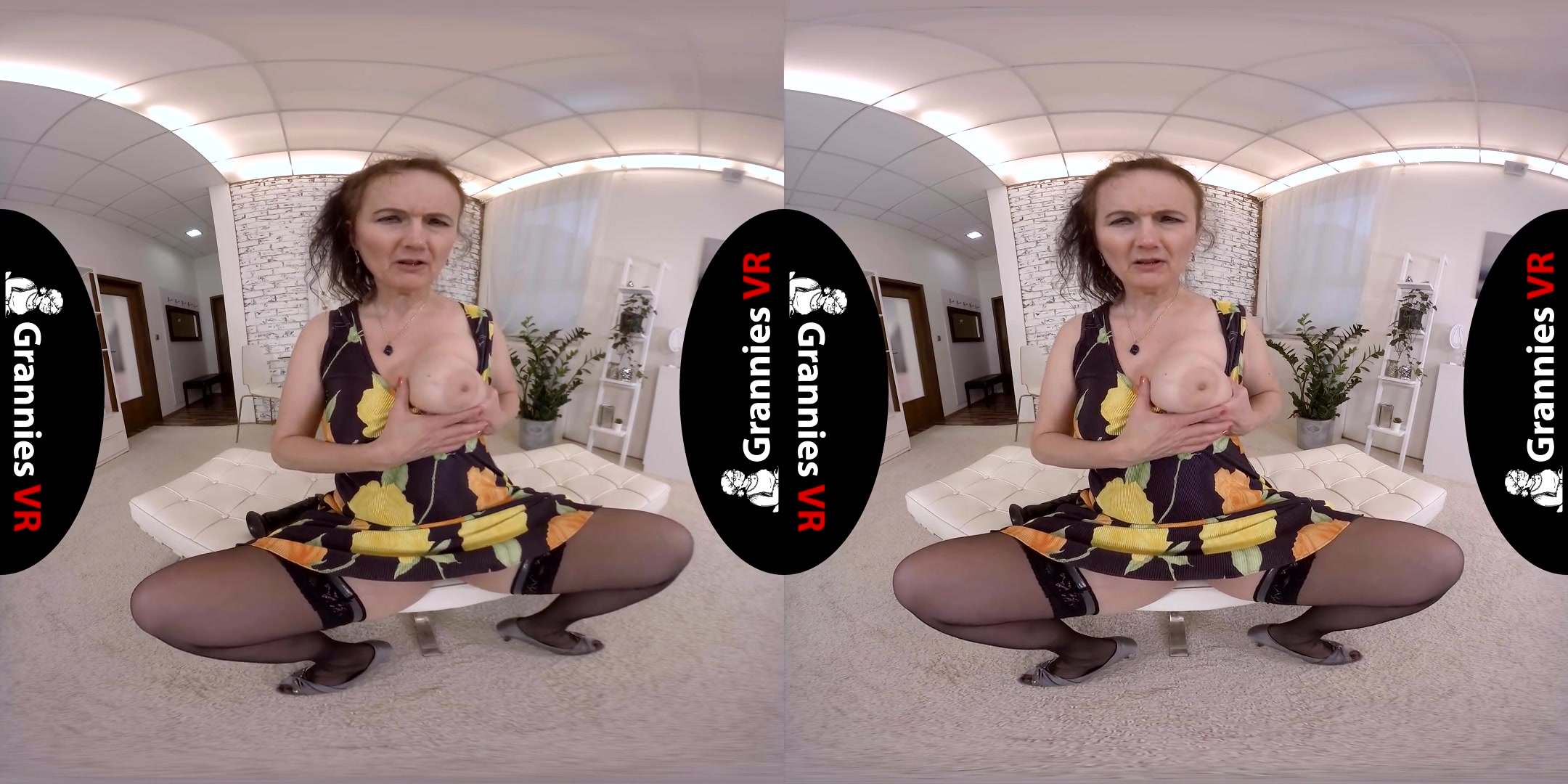 Alice Sharp - Granny Solo; Hot Gilf Solo Masturbation