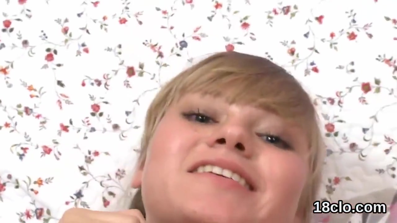 Elegant Girl Is Spreading Juicy Muff In Close Up And Cu