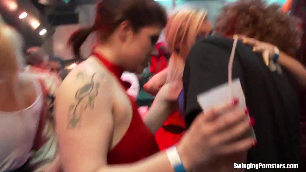 Bi club slags having public sex orgy