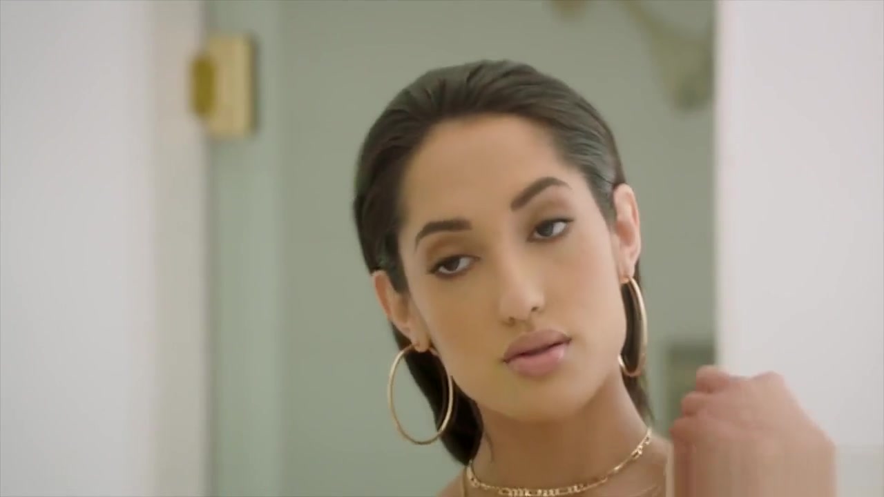 Tushy Real-estate Agent Has Intense Anal Sex With Client