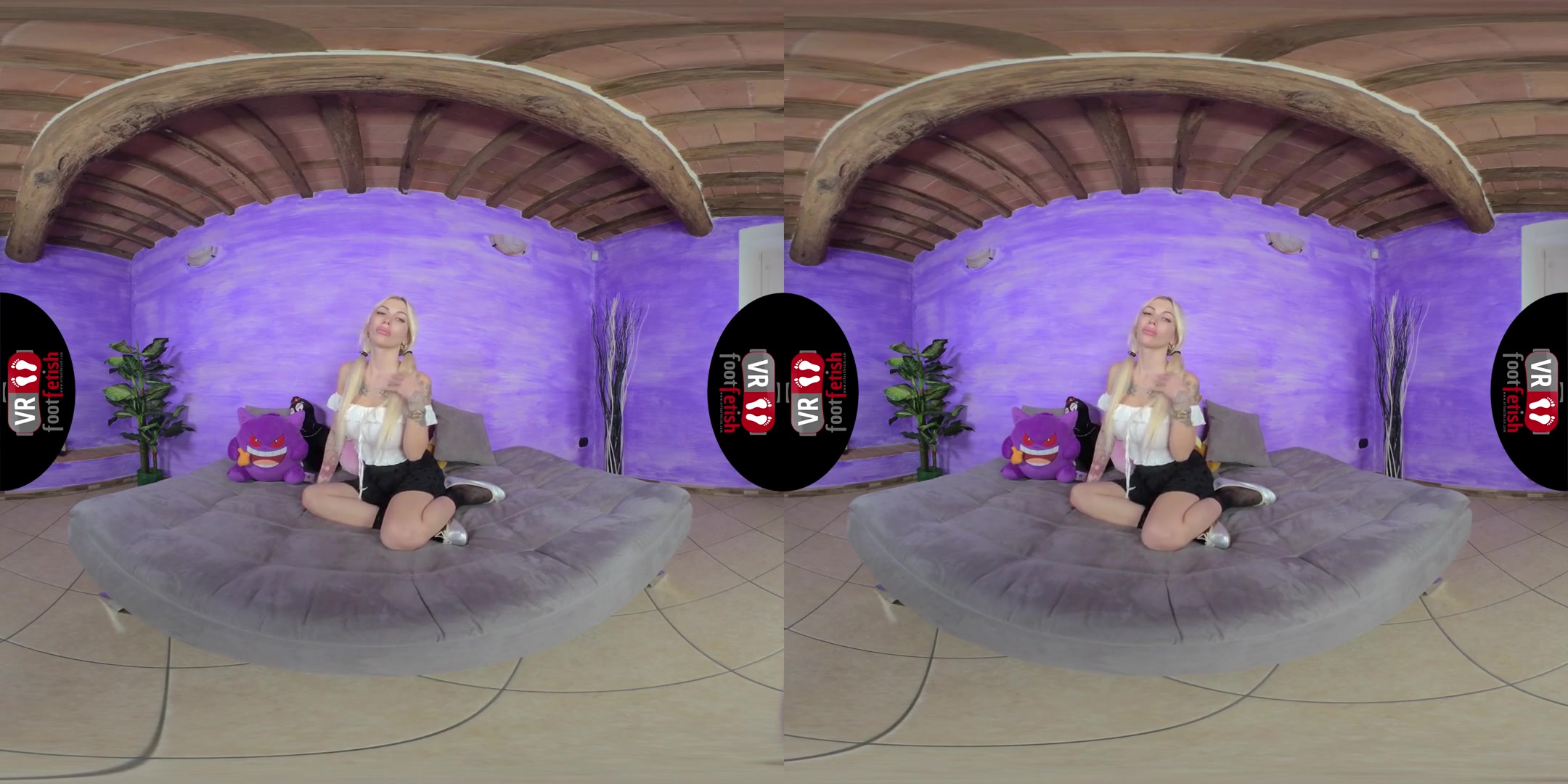 Sexy Blonde Bombshell ElisГЁ As A Naughty - Cute Blonde Leg and Foot Fetish