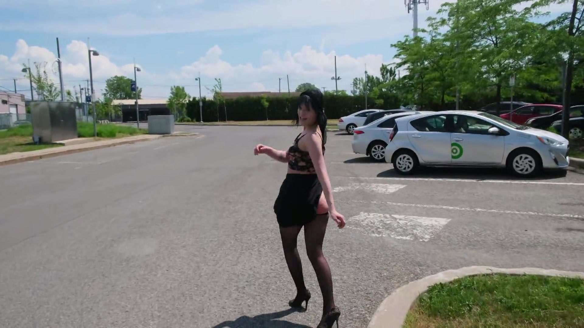 Alice, 23, hot student 18+ in nursing school!