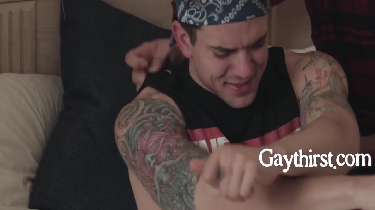 Dakota Payne, Matthew Figata And Gay Porn - Twink Influencers Accident Gives An Idea To Old Creep 6 Min