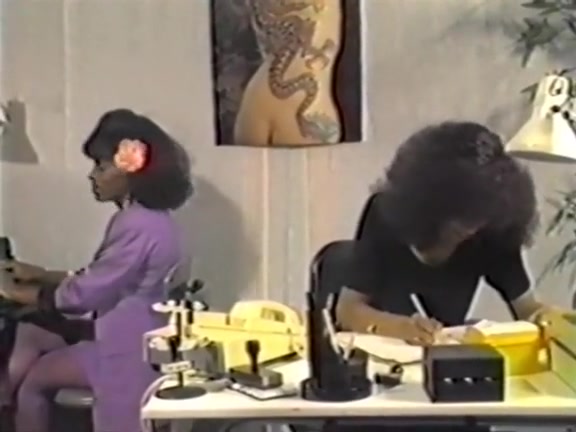 Deliah, Marita Ekberg, Sahara in vintage porn clip