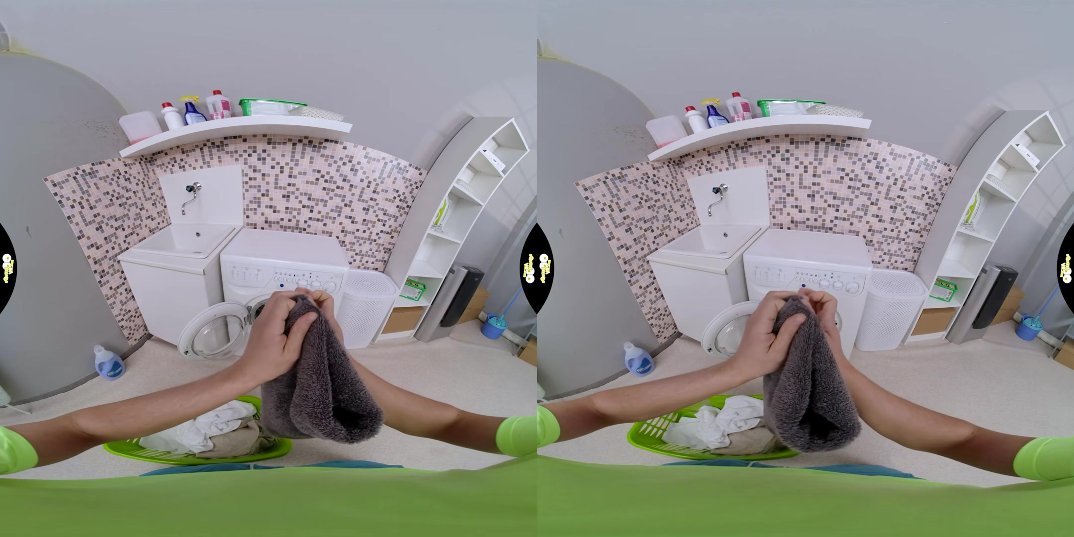 Jenny Wild Stuck in Washer - SqueezeVR