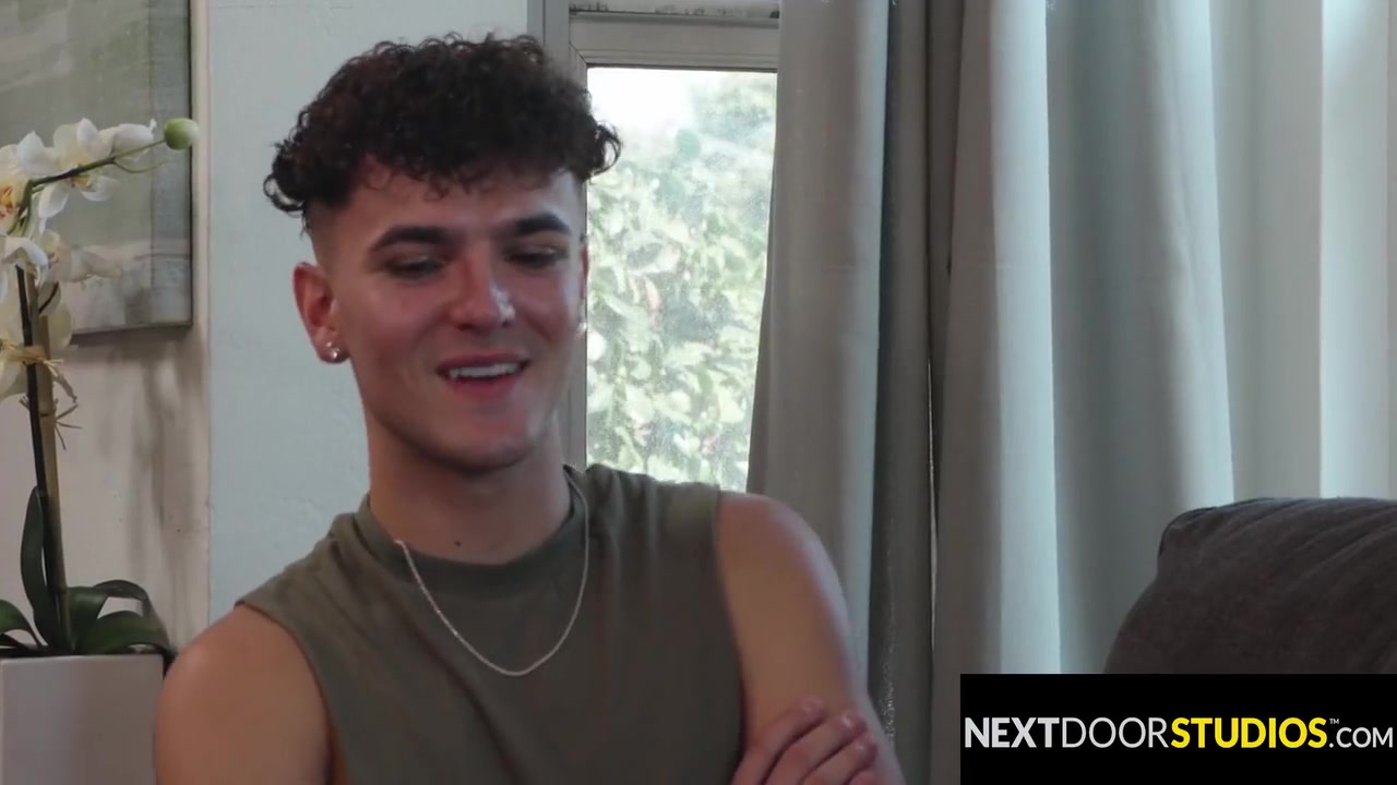 Twink Seduces Besties Sex Deprived Hunk Boyfriend