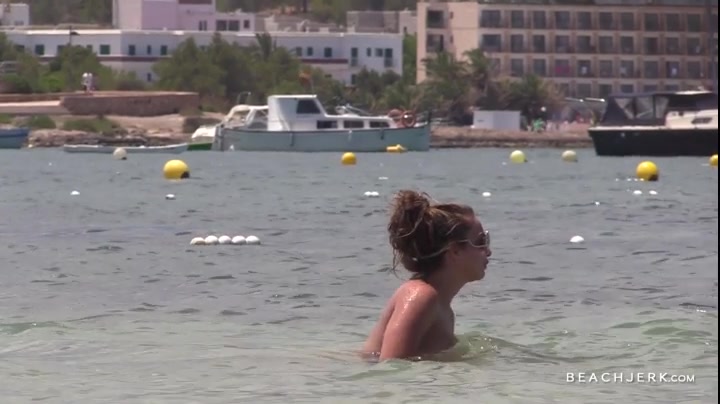 Topless Out-takes - BeachJerk