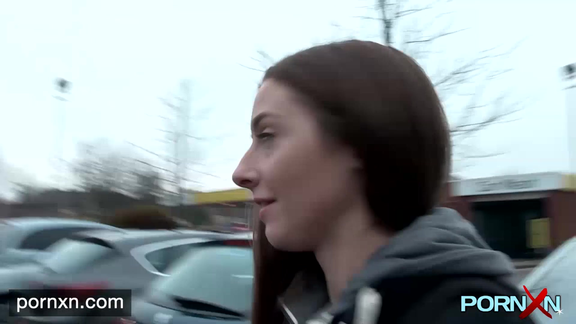 British skinny Leyla flashing in London