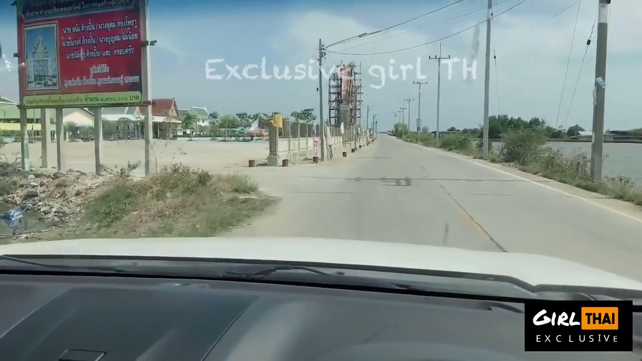 Outdoor Pussy Show โชวnuอกสถาuท