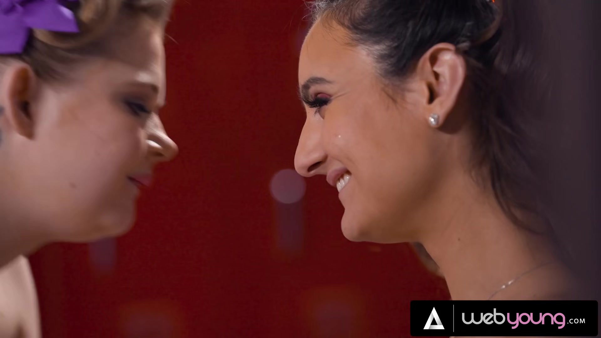 Let s See Who s The Best Cheerleader Petites Eliza Ibarra Coco Lovelock Turn Feral In Locker Room