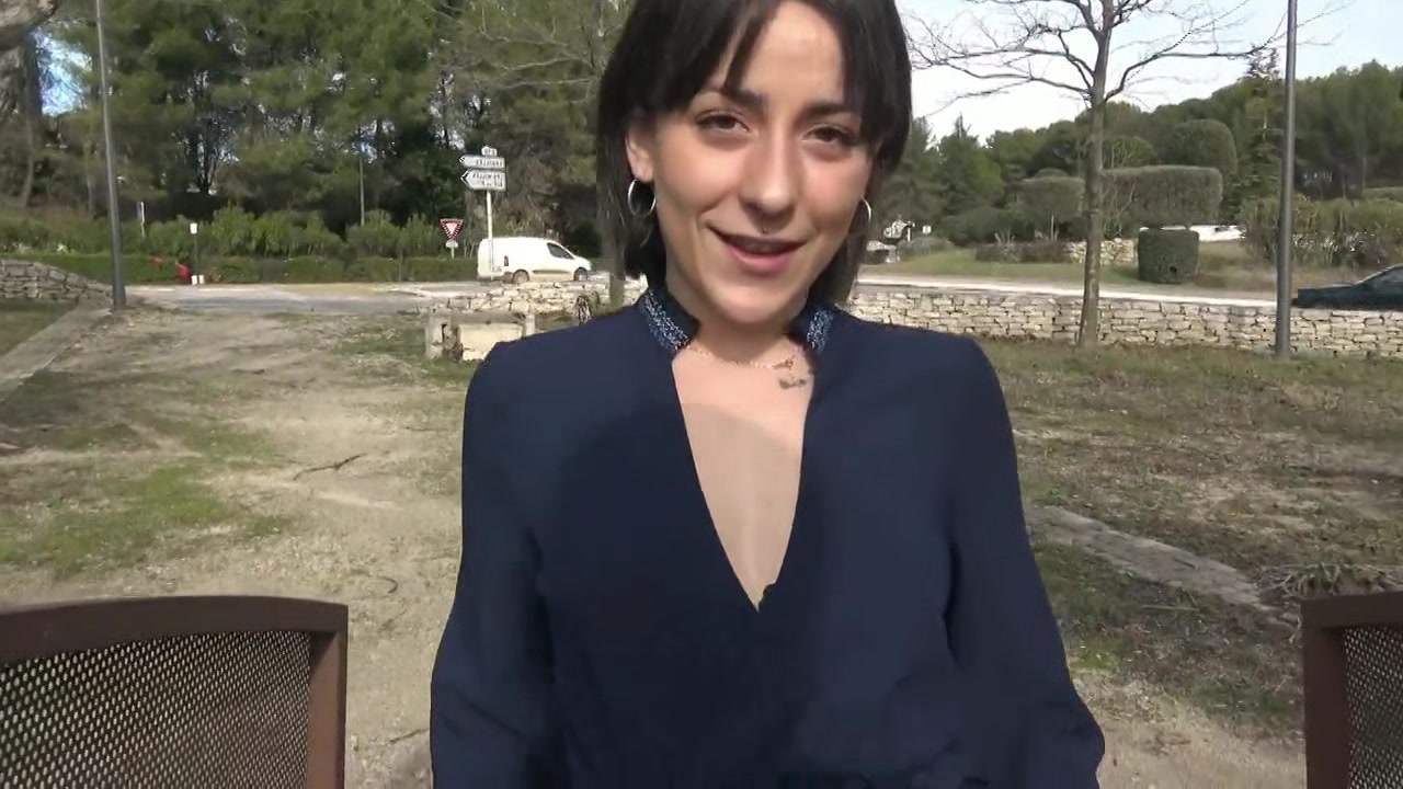 Naomie Ricci takes pleasure in submission... - Jacquie et Michel TV
