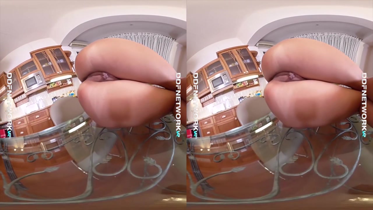 Carrot & Cucumber: Busty Babe Fucks Veggies in VR Porn