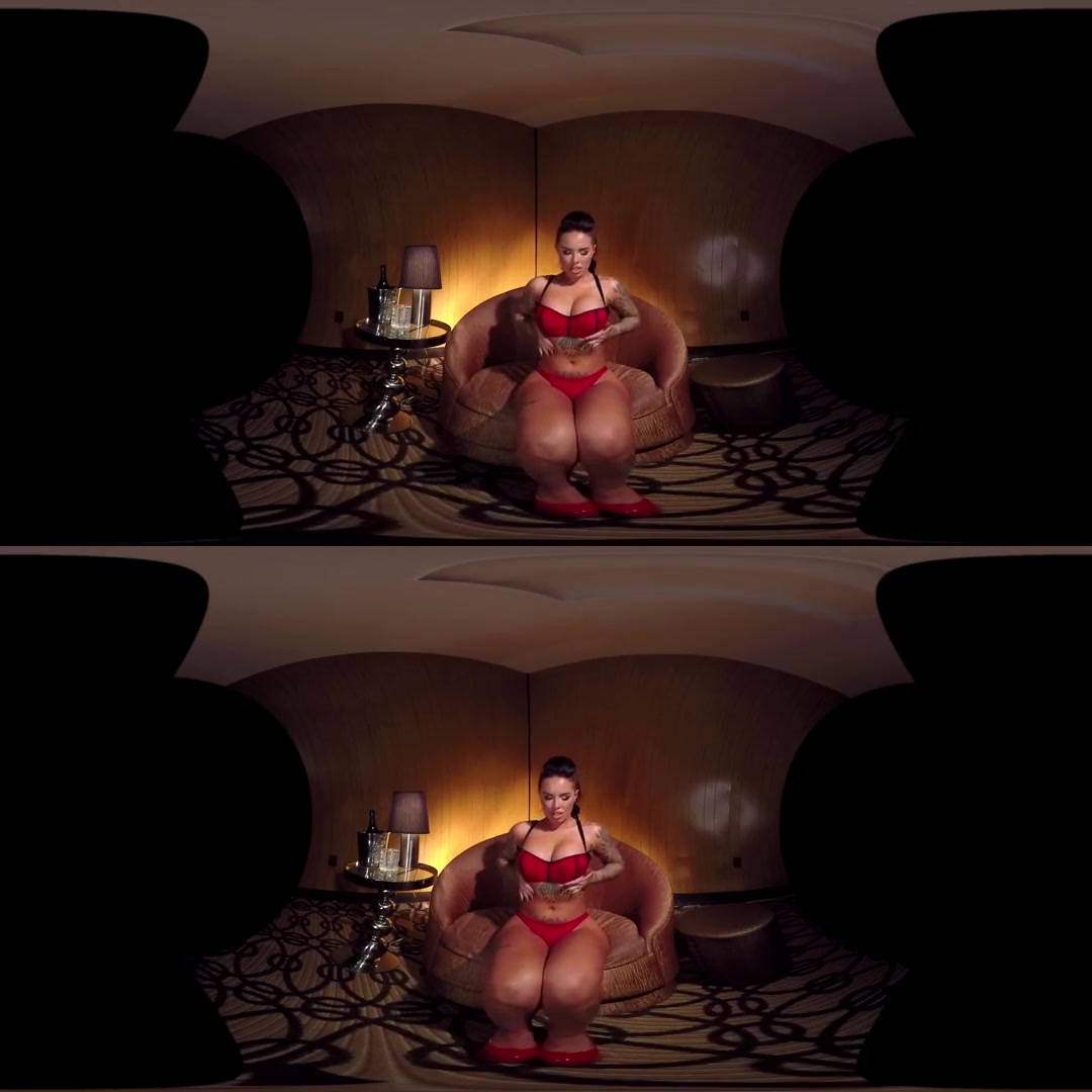 Christy Mack in Christy Mack - Private Dance - VRClubz